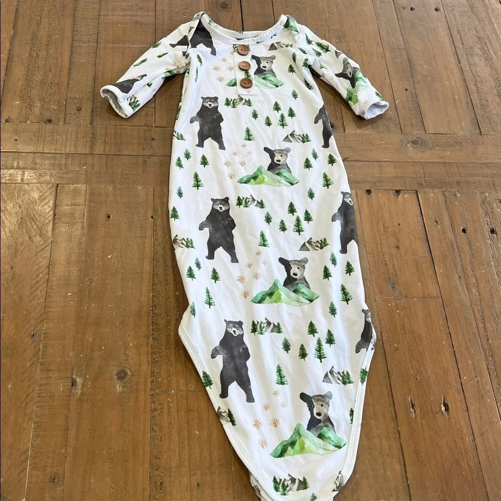 Caden lane forest friends knotted gown 0-3 months mountains bears